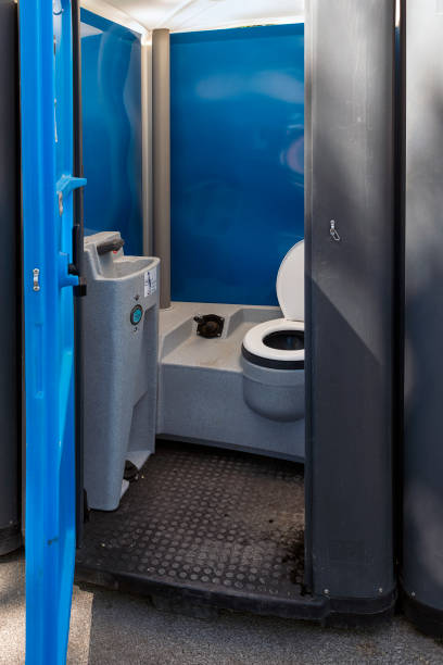 Professional porta potty rental in Oak Trail Shores, TX